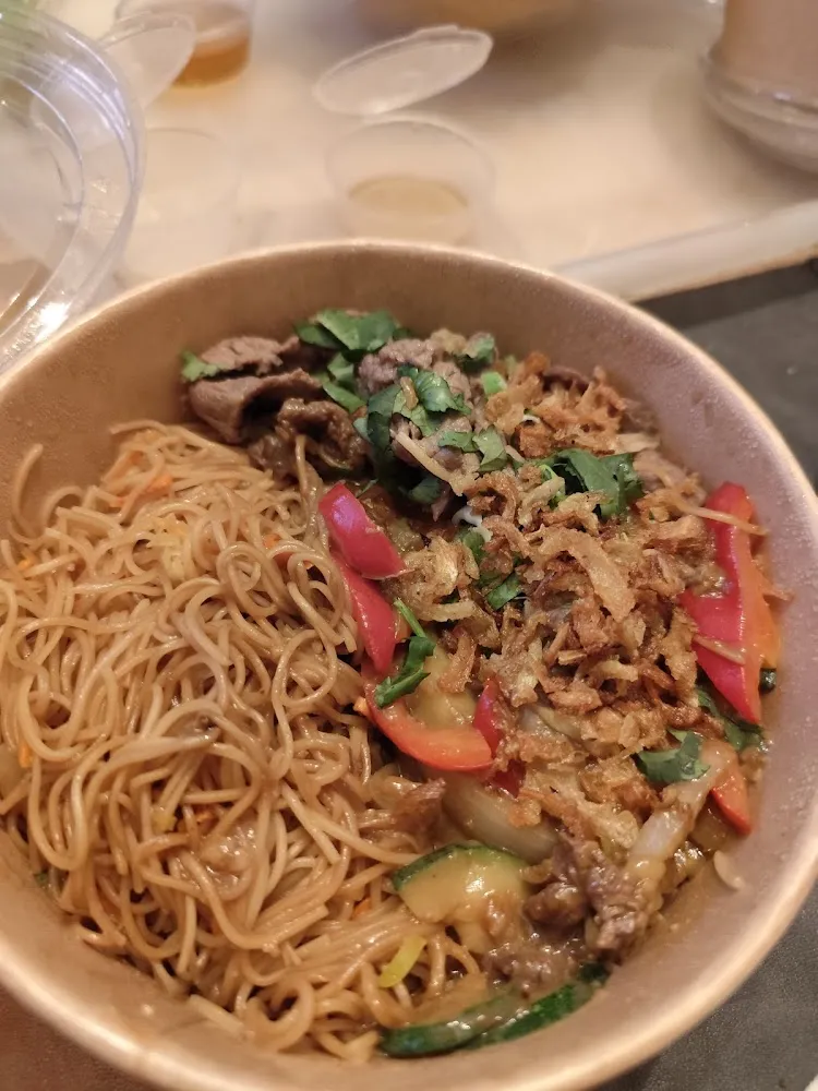 Nouilles Sautées Au Boeuf